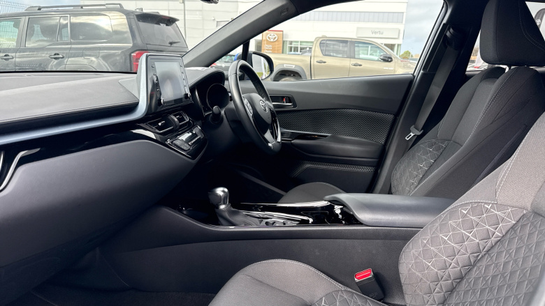 Toyota C-HR 1.8 Hybrid Design 5dr CVT Hybrid Hatchback